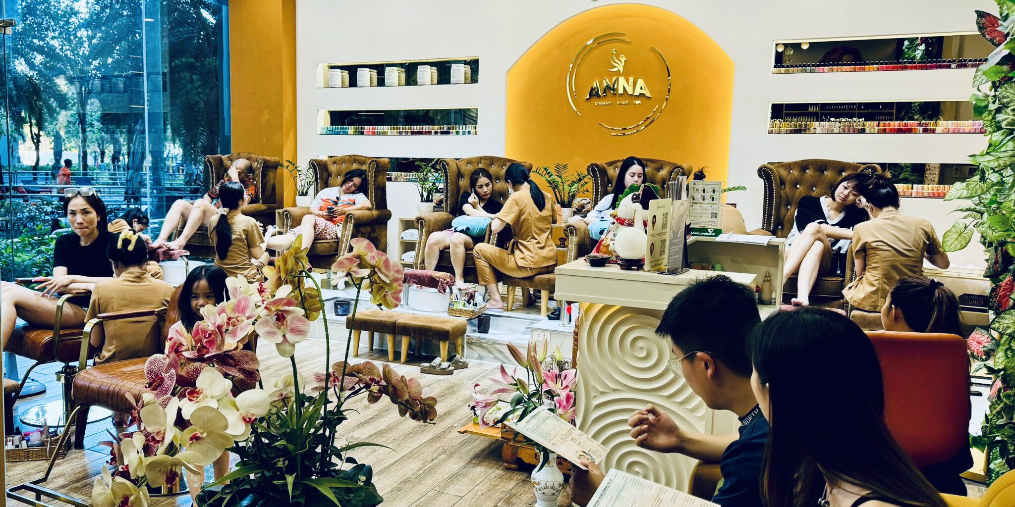 Nail organic vinhomes