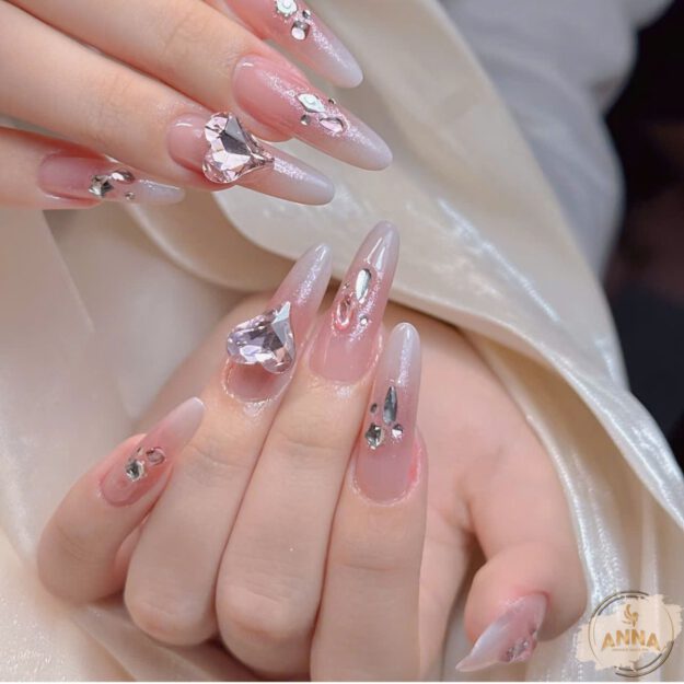 Nail Saigon Pearl