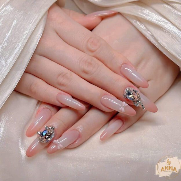 Lam Nail Saigon Pearl