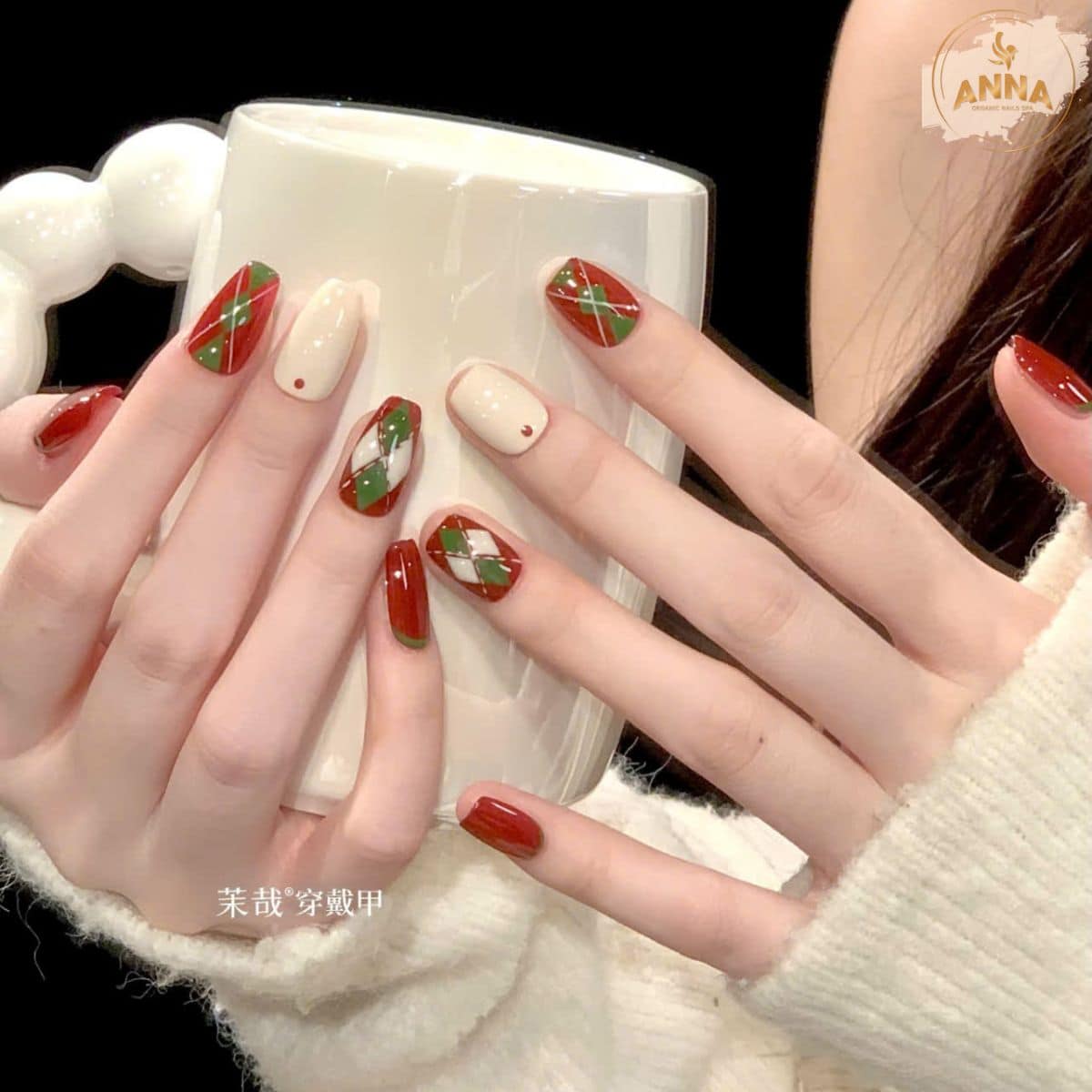 Organic Nail Spa Landmark 